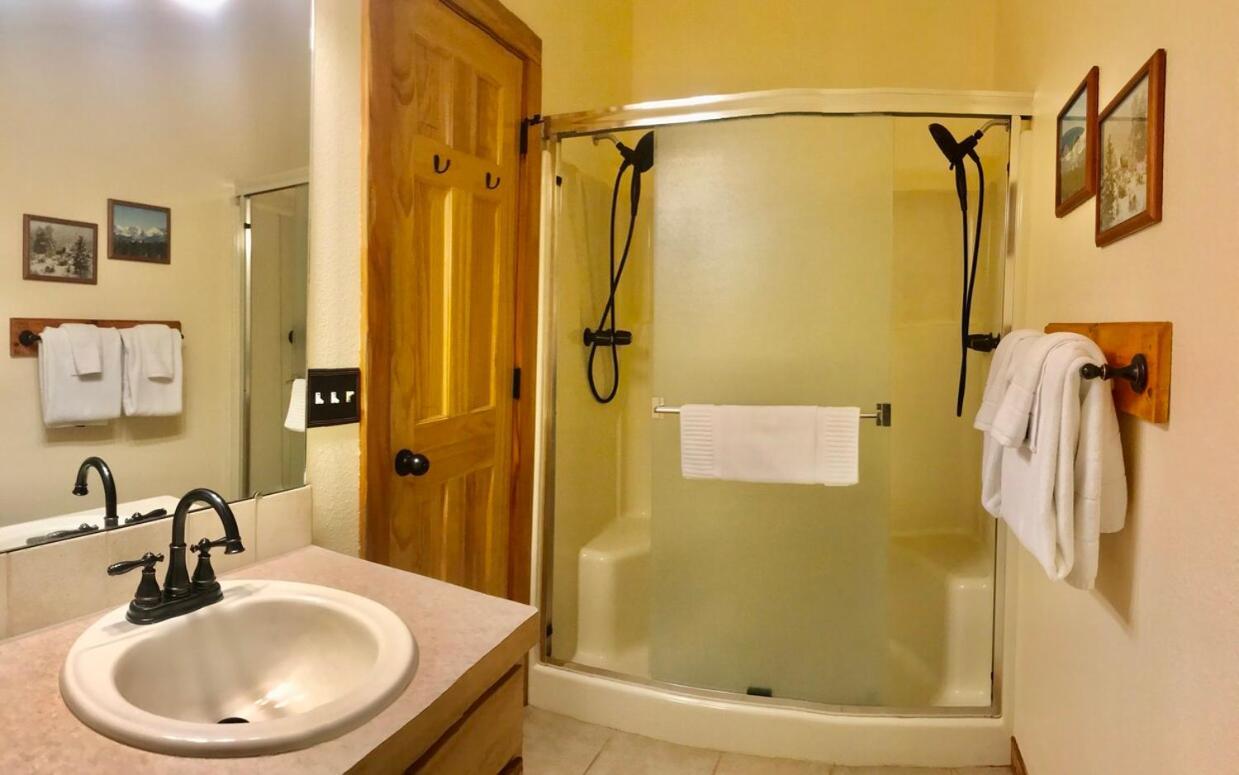 Mountain Shadows Resort เอสเทสพาร์ค ภายนอก รูปภาพ